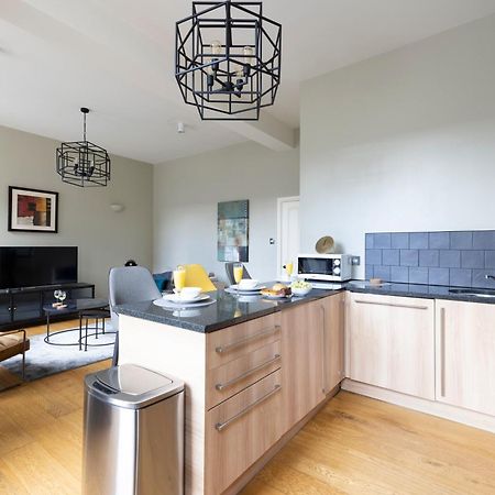 Royal Mile Apartments By Joivy Единбург Екстериор снимка