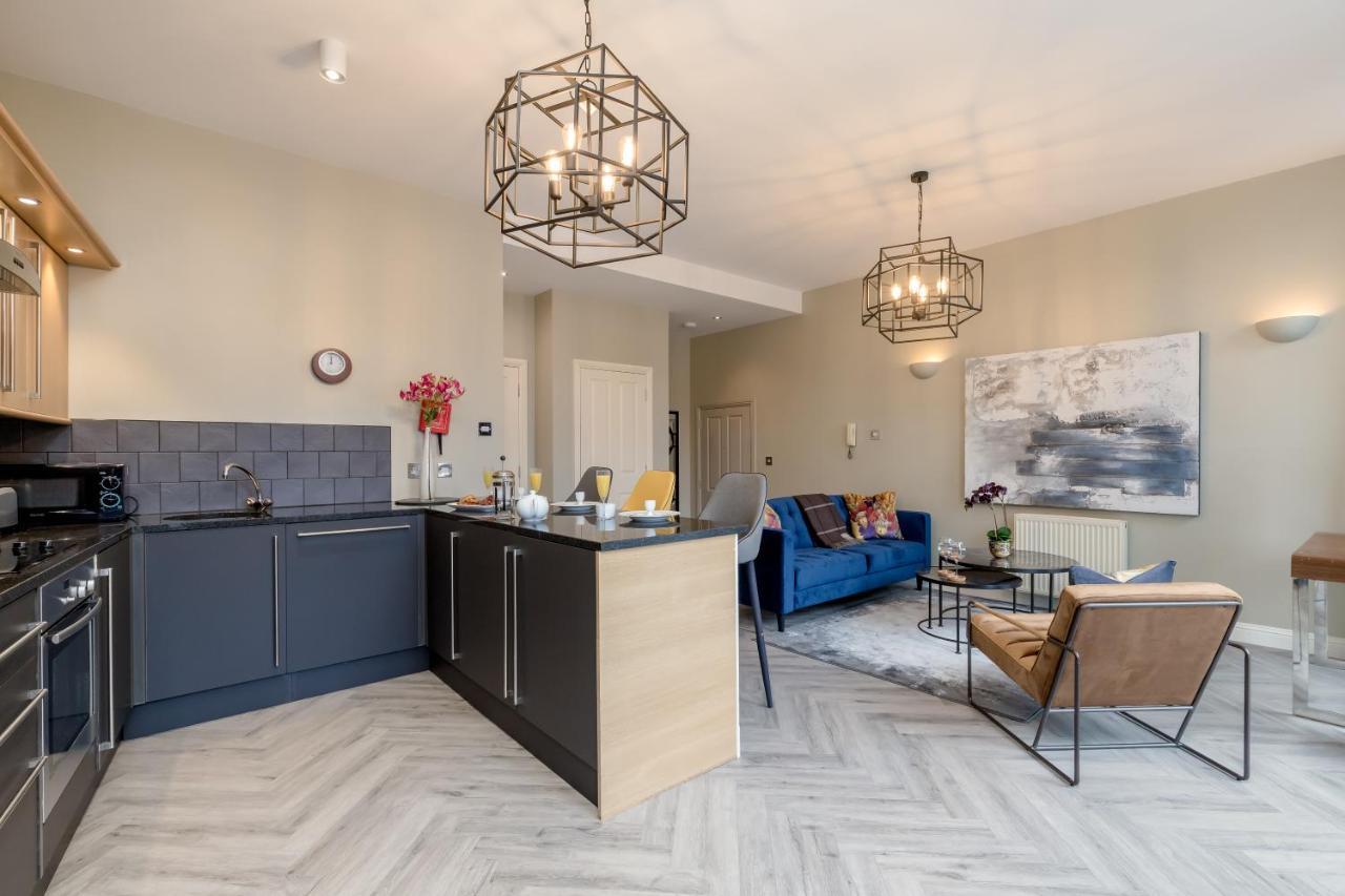 Royal Mile Apartments By Joivy Единбург Екстериор снимка