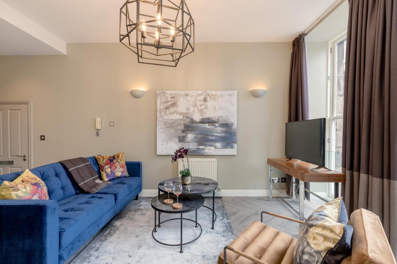 Royal Mile Apartments By Joivy Единбург Екстериор снимка