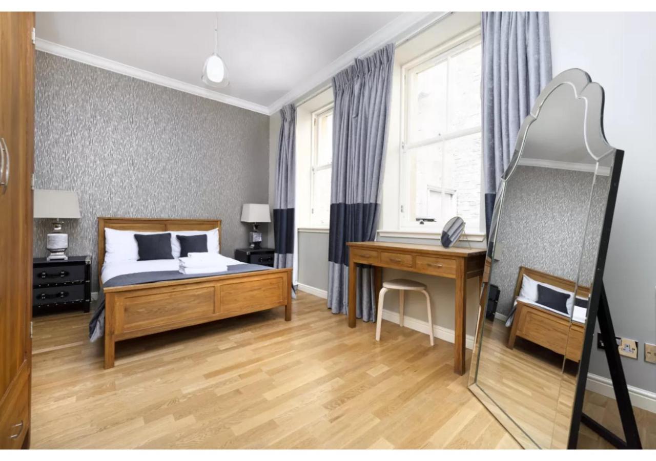 Royal Mile Apartments By Joivy Единбург Екстериор снимка