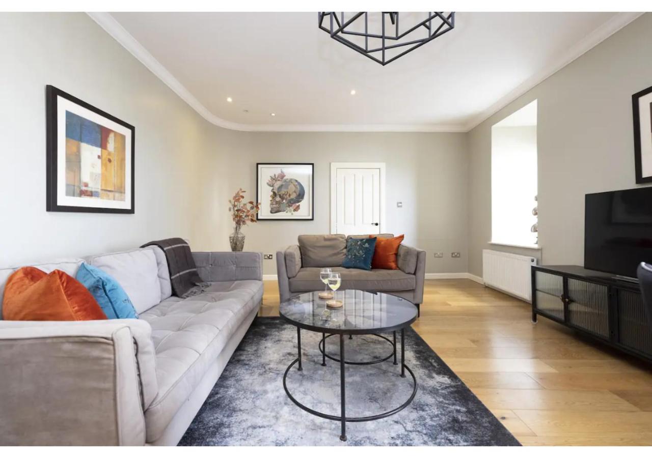 Royal Mile Apartments By Joivy Единбург Екстериор снимка