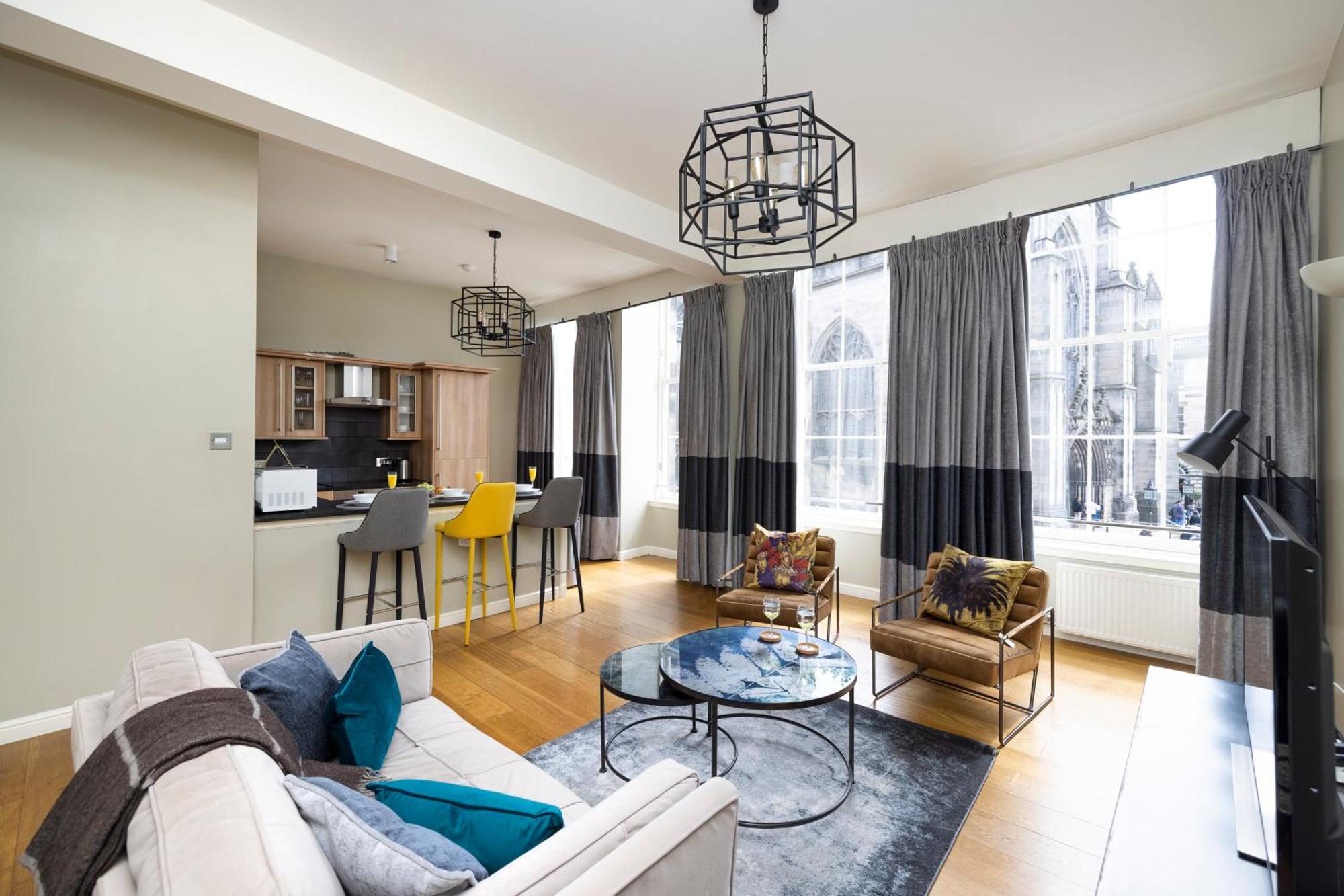 Royal Mile Apartments By Joivy Единбург Екстериор снимка